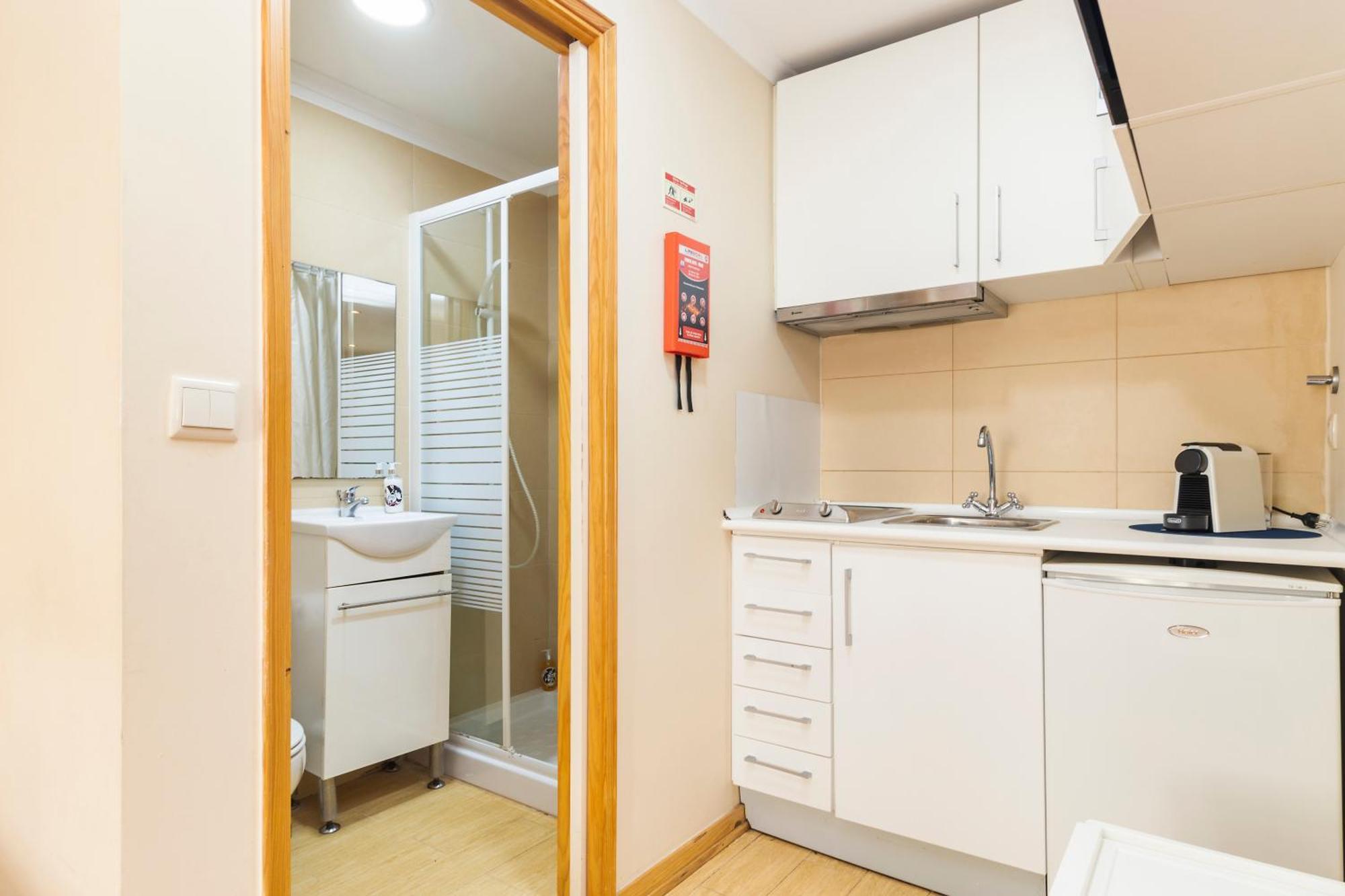 Budget 1 Bed Down Town Lisboa Kültér fotó